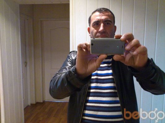  --,   Arno, 49 ,     , c 