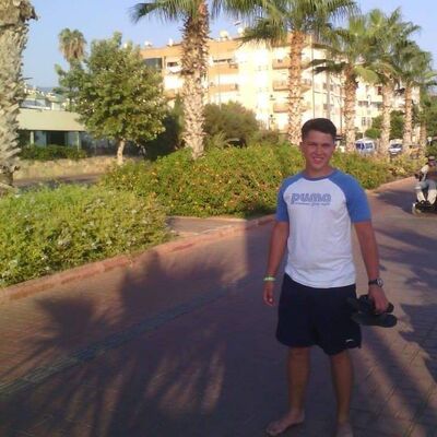  ,   Maksim, 32 ,   ,   , c 