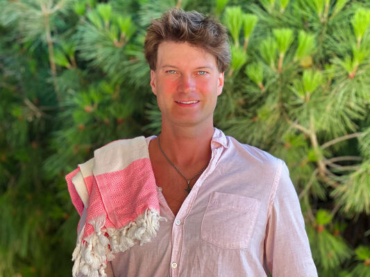  ,   Denis, 40 ,   ,   