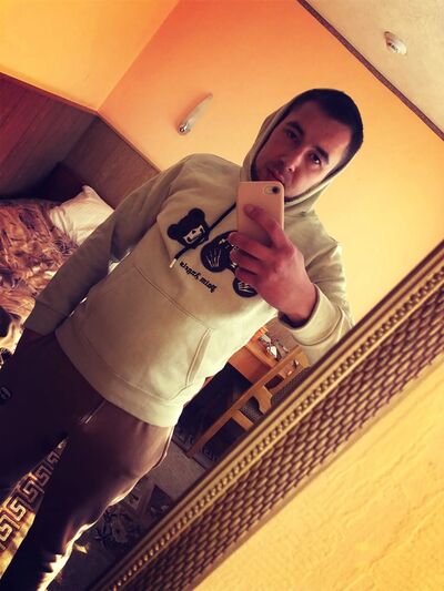  ,   Petr, 31 ,   ,   