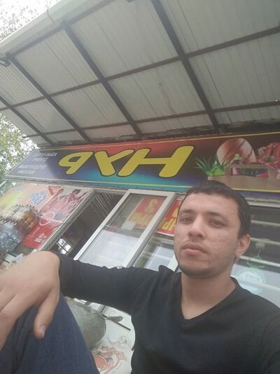  ,   Azik, 32 ,   