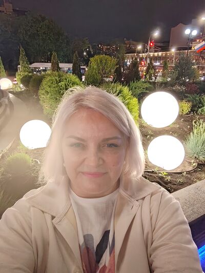  --,   , 53 ,   c 