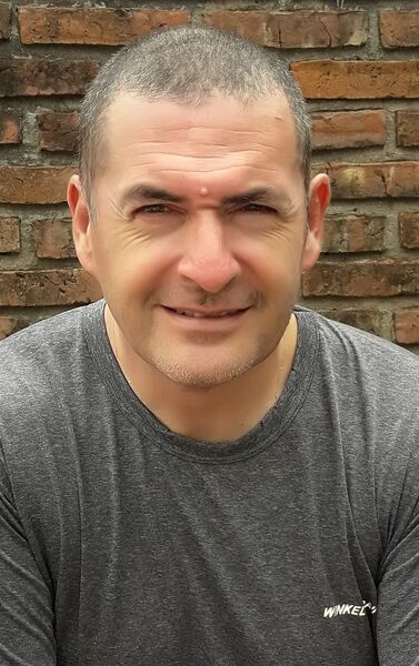  Soho,   Ronald, 54 ,     , c , 