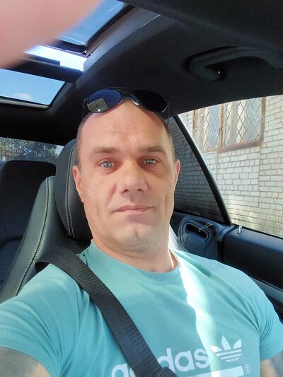  ,   Alex, 47 ,   ,   