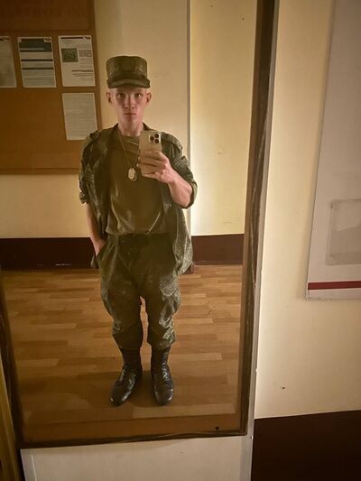  -,   Aleksei, 20 ,  