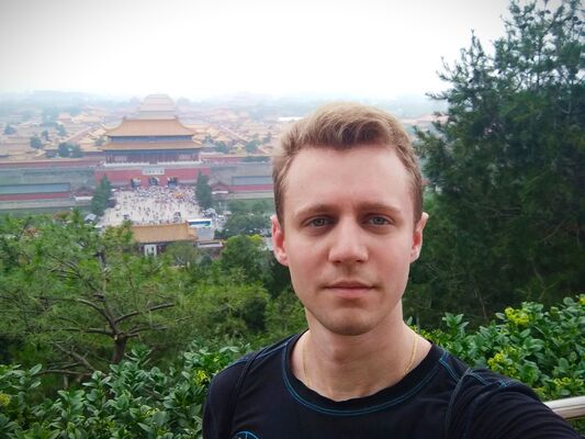  ,   Denis, 30 ,     , c 