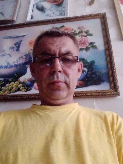  ,   Gosha, 47 ,   ,   