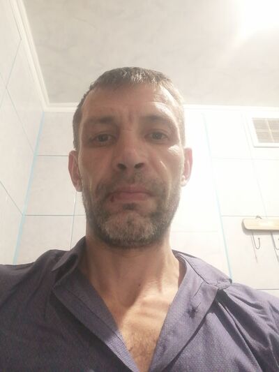  ,   Kiry, 41 ,   ,   
