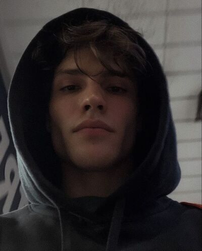  ,   Alex, 22 ,   ,   