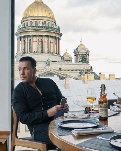  ,   Red Schuhart, 40 ,   ,   , c , 