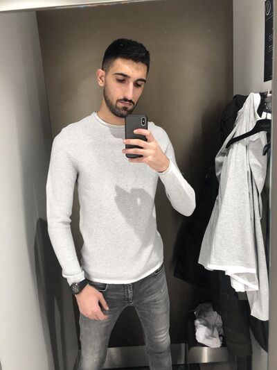  ,   Karim, 23 ,   ,   