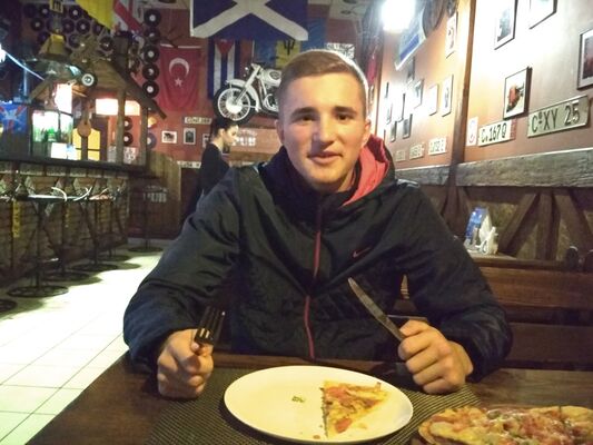  ,   Vladislav, 25 ,   