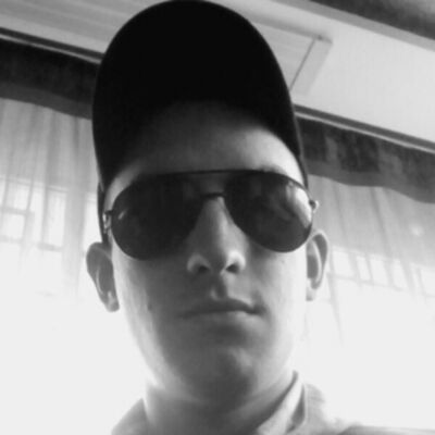  ,   Pavel, 32 ,   ,   , c 
