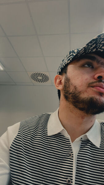  Stade,   Jasur, 22 ,   ,   , 