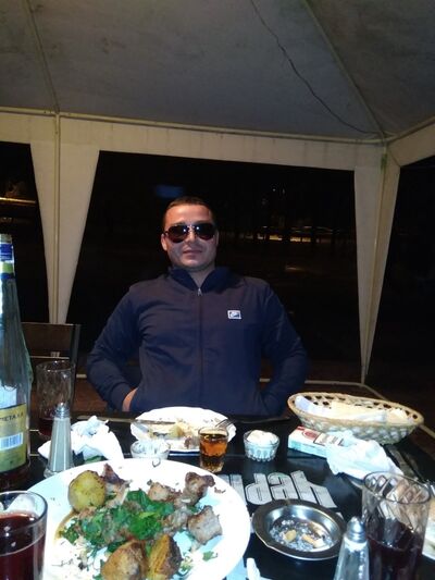  ,   Mihail, 32 ,     , c 