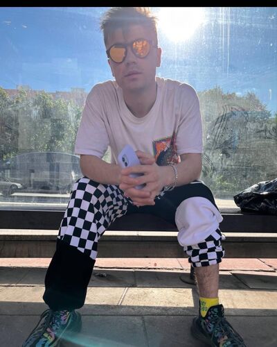  ,   Boss, 27 ,   ,   , c 