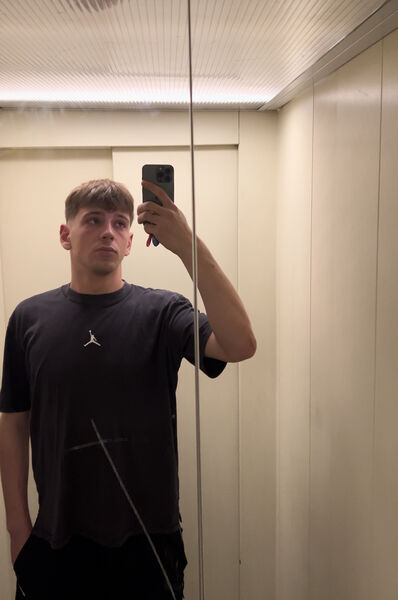  ,   Daniel, 21 ,   ,   