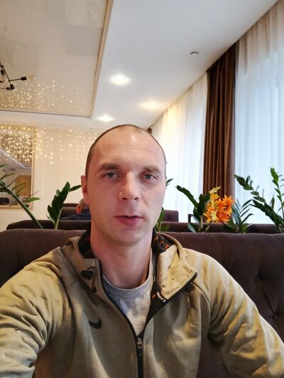  ,   Ivan, 35 ,   