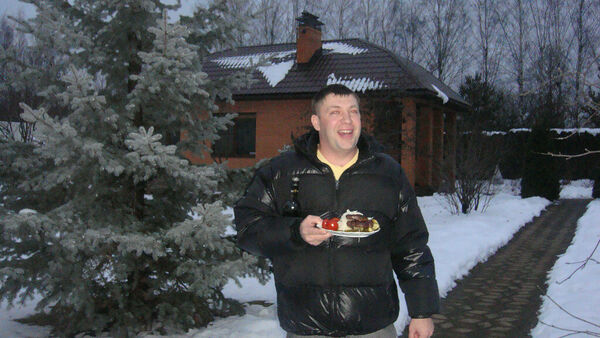  ,   Andrei, 49 ,   c 