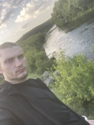  ,   Nikolai, 28 ,   c 