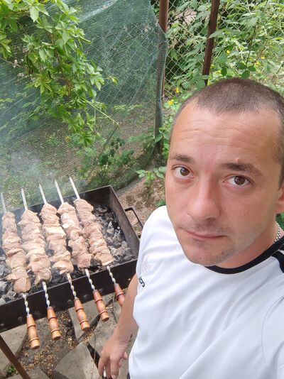  ,   Ivan, 37 ,   ,   