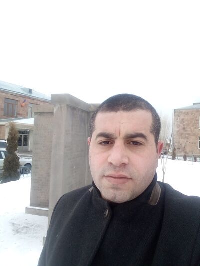  ,   Gevorg, 37 ,   ,   , c 