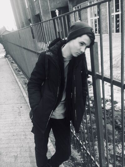  ,   Stanislav, 26 ,   ,   , c 