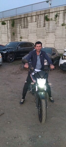  ,   Mamuka, 48 ,   ,   