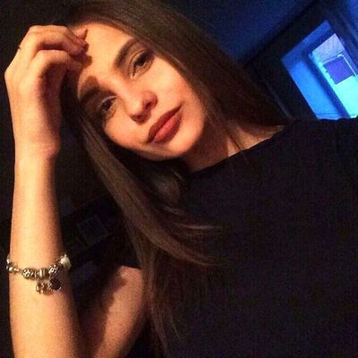  ,   Angela, 25 ,   ,   