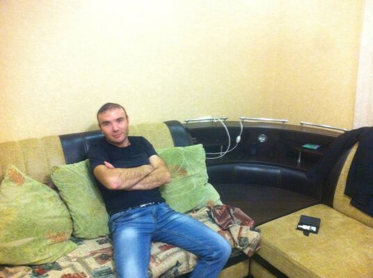  ,   Maxim, 40 ,  