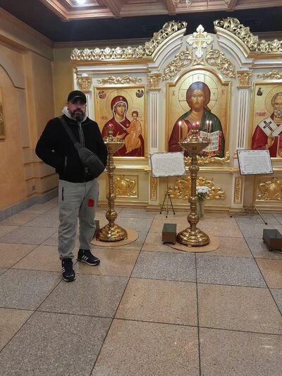  ,   Emin, 40 ,   ,   