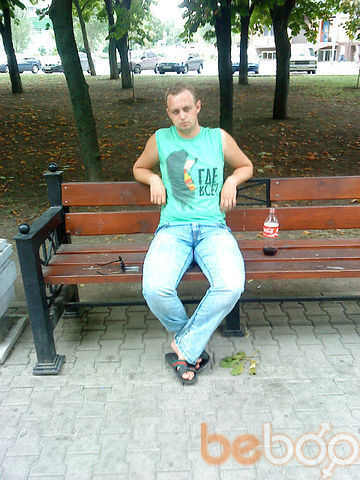  ,   Anderson, 32 ,  