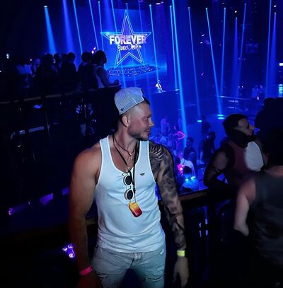  ,   Artem, 35 ,  