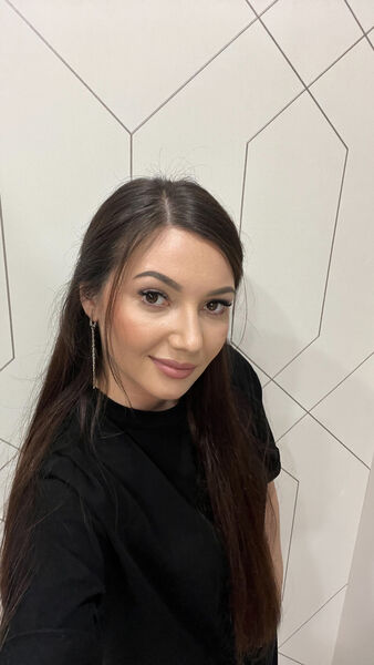  ,   Alex, 35 ,   c 