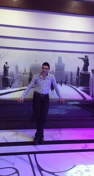  ,   Edgar, 42 ,   ,   , c 