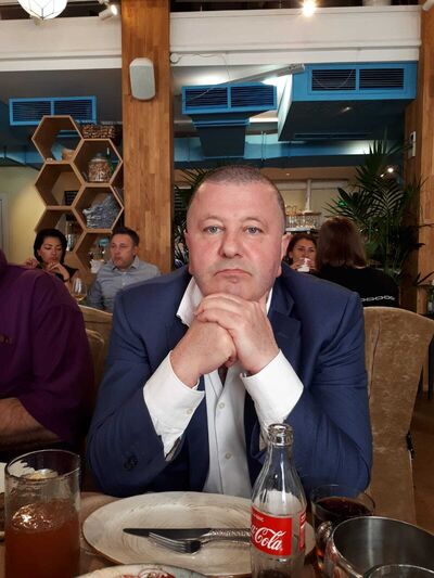  ,   Simon, 51 ,   ,   