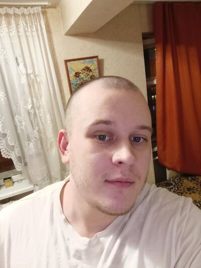 ,   Mikhail, 27 ,   ,   , c 