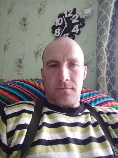  ,   Sergei, 40 ,   ,   