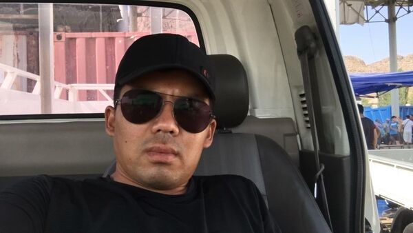  ,   Marsianin, 35 ,  