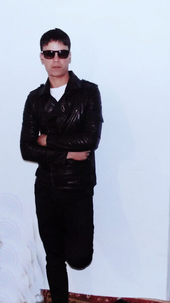  ,   Dilxush, 31 ,   ,   