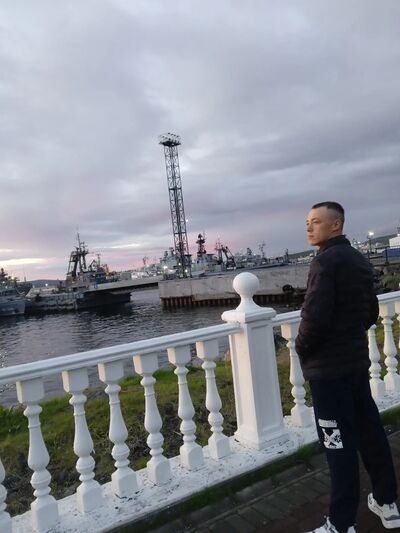  ,   Anton, 25 ,   ,   
