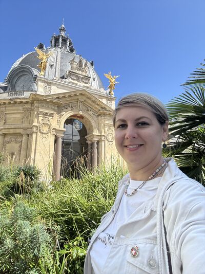  Clichy-sous-Bois,   Viktoria, 39 ,     , c 