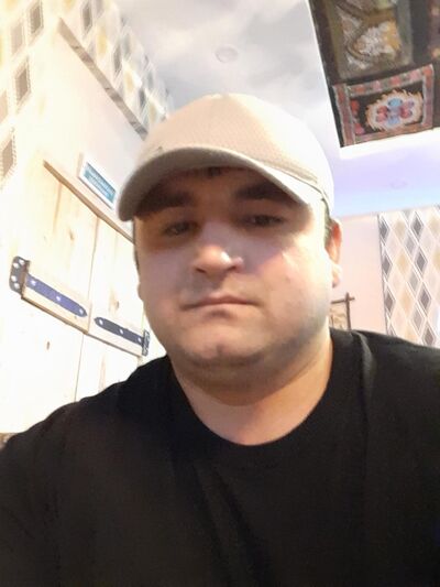  ,   Ali, 42 ,   ,   