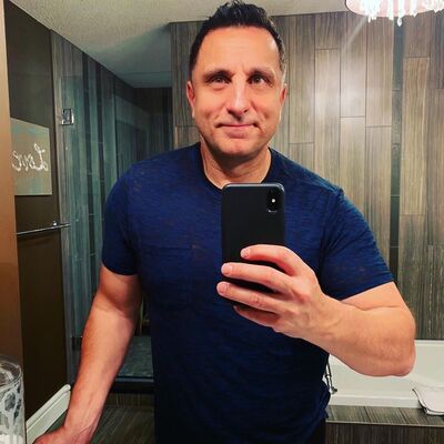  Port Washington,   Rafal, 46 ,   ,   