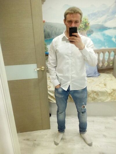  ,   Tommi, 33 ,   ,   , c 