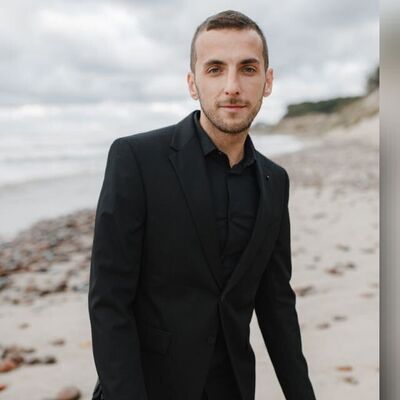  ,   Rafael, 35 ,   ,   , c , 