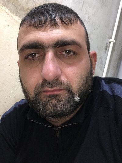  ,   Hovo, 37 ,   ,   