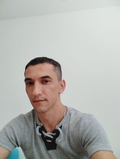  ,   Vlad, 32 ,   ,   