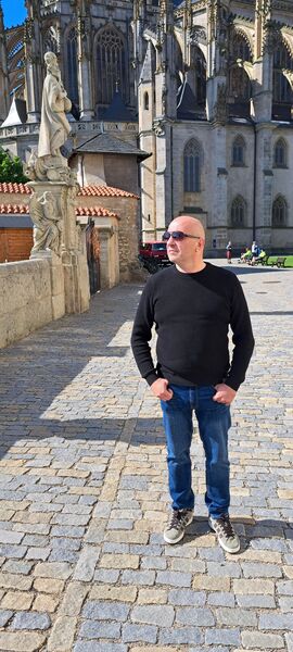  Praha,   , 49 ,   ,   