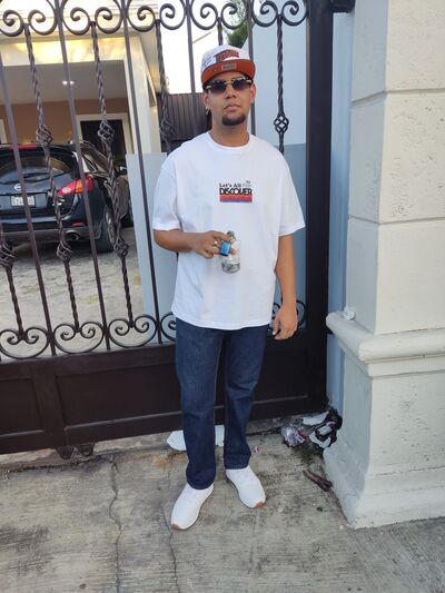  La Vega,   Mercedes, 24 ,   ,   